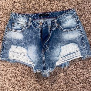 Distressed High Waisted Shorts!